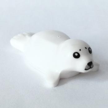 Seal, Baby with Black Eyes, Nose and Mouth (3399pb01)